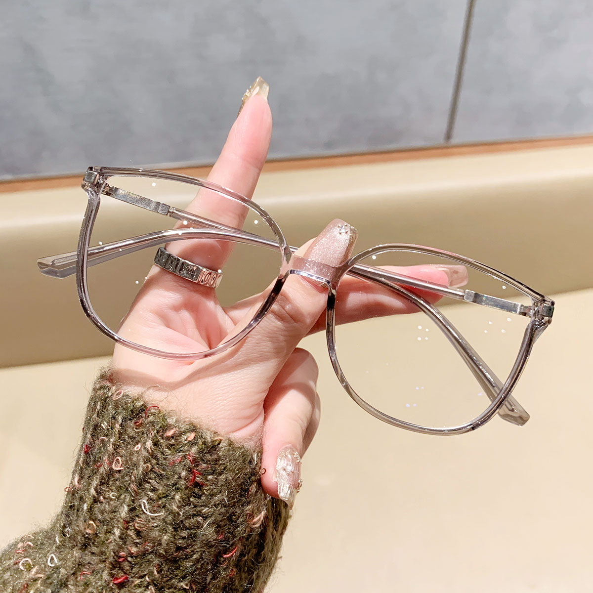Retro Cat Eye Reading Glasses  - огляд і ціна Laptop Accessories Women