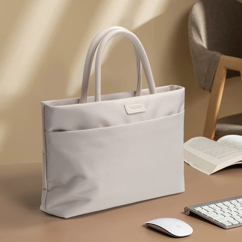 Lightweight Waterproof Large C - огляд і ціна Laptop Accessories Women